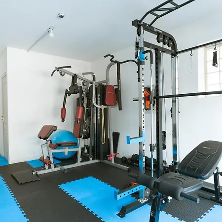 Villa Sienna - Pool, Sauna, Jacuzzi & Fitness